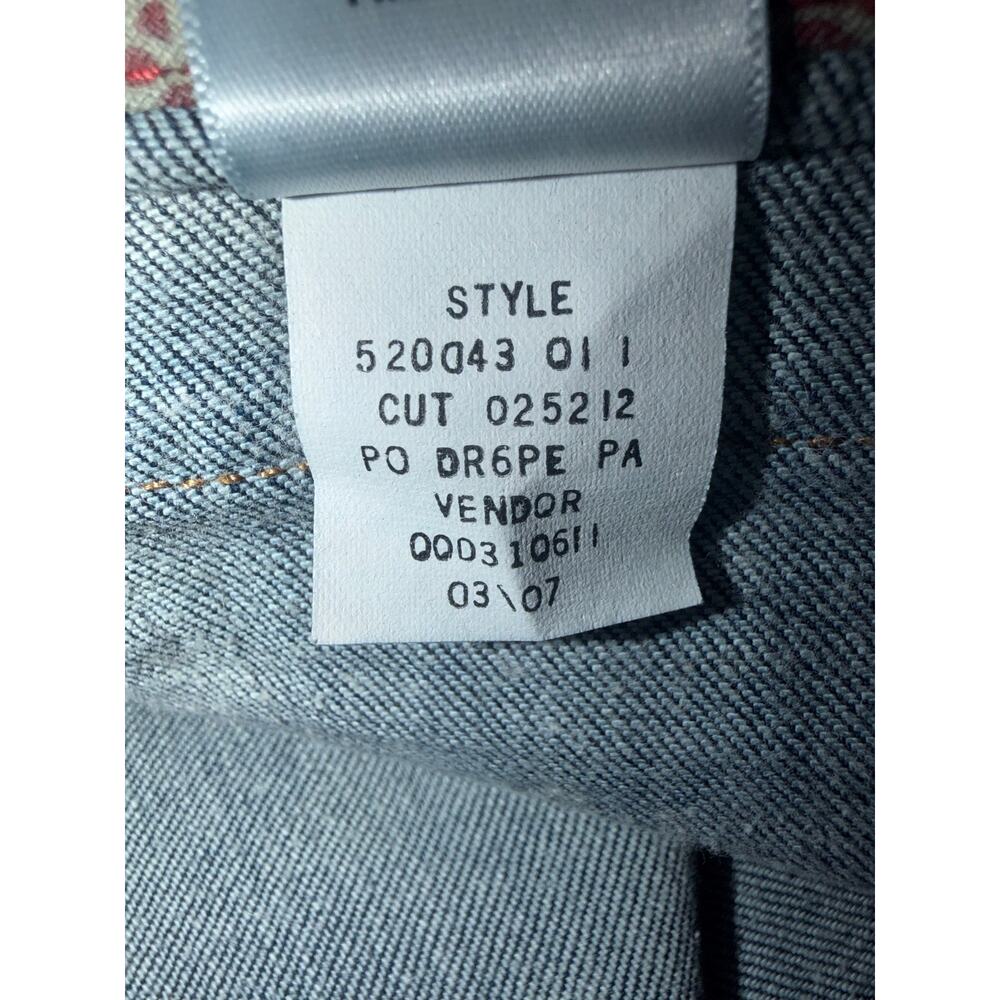 Old Navy women’s classic rise bootcut blue jeans - Picture 8 of 16